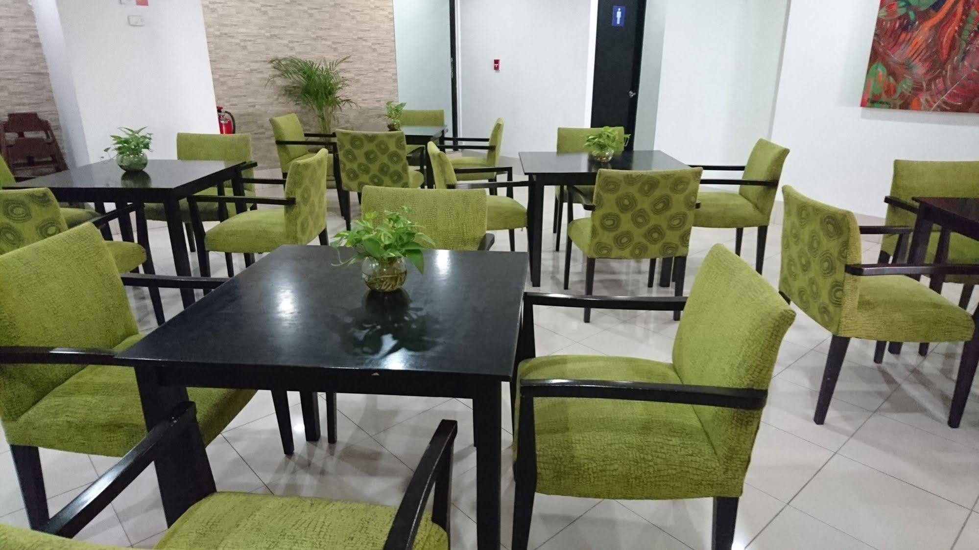 Hs Hotsson Smart Value Tampico酒店 外观 照片